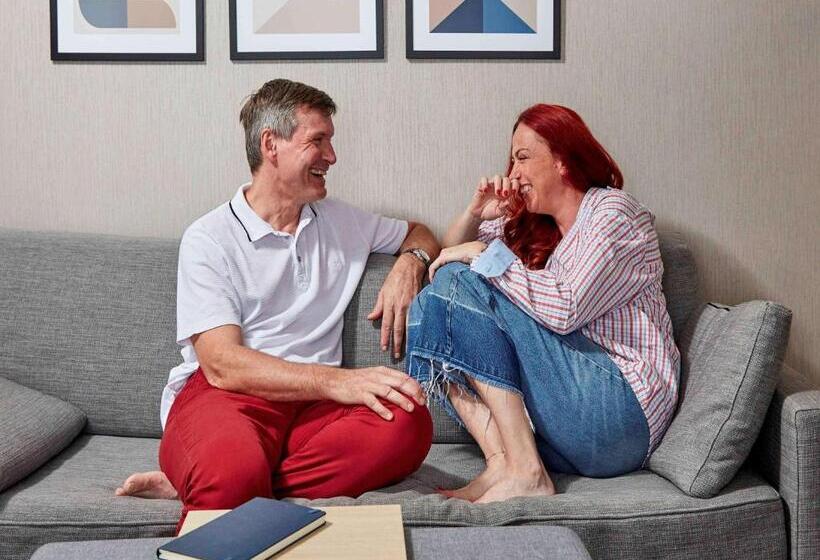 Aparthotel Adagio Paris Suresnes Longchamp