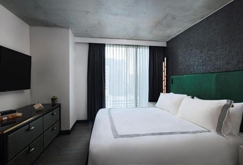 هتل Thompson Austin, By Hyatt