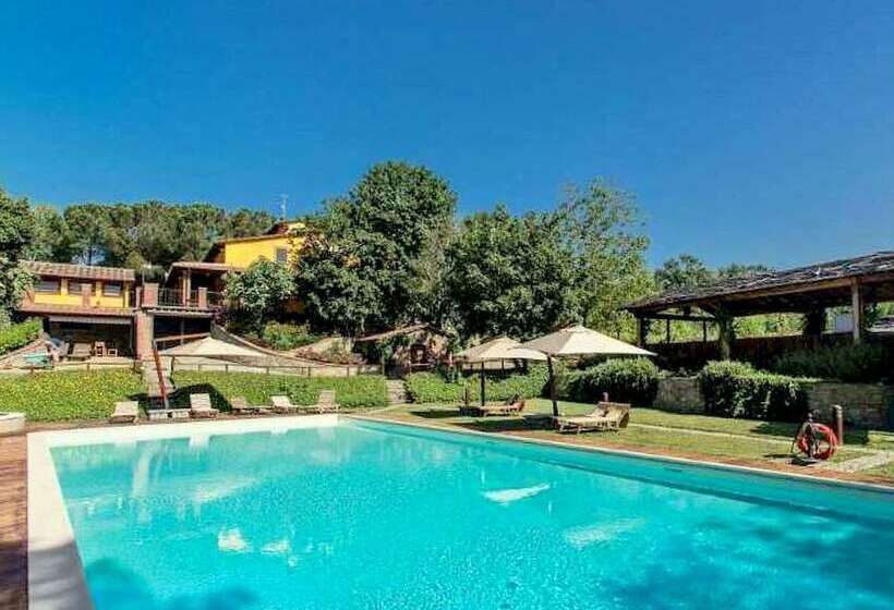 Nice Cottage In Terranuova Bracciolini With Pool