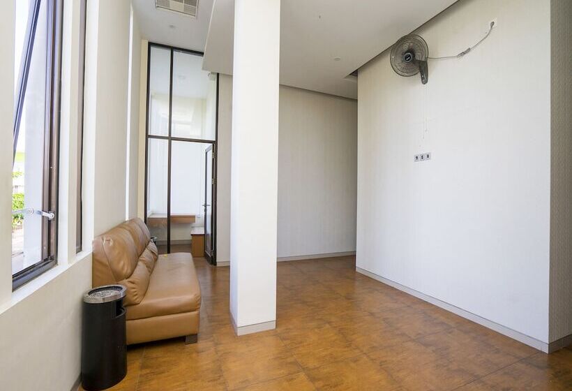 هتل Pondok Indah Homestay By Ecommerceloka