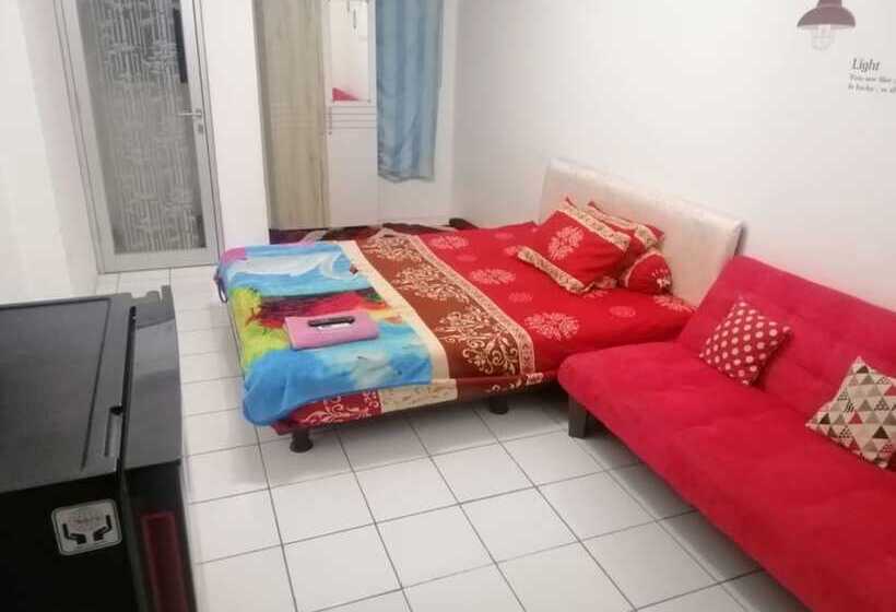 Пансион Dinda Apartment Gunung Putri Square