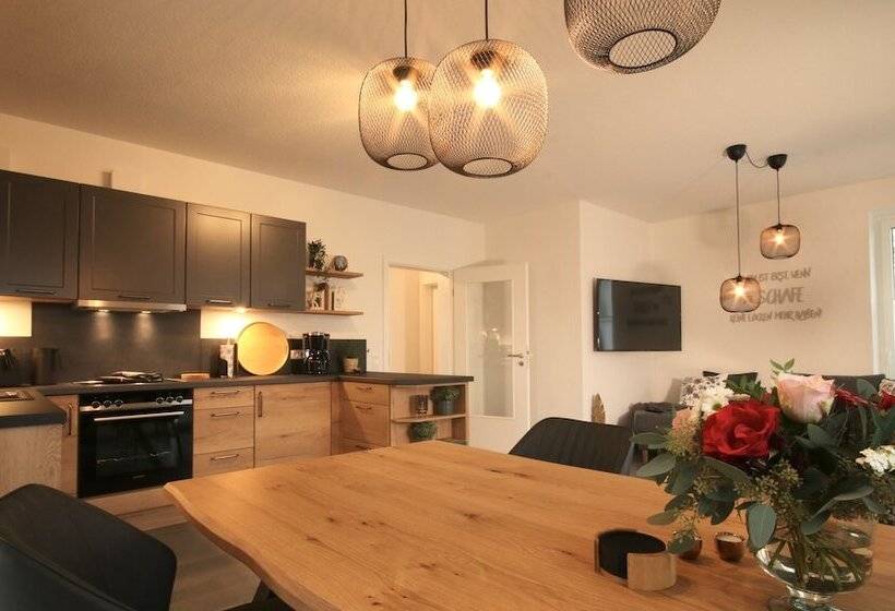 پانسیون Ferienhaus Am Angerplatz