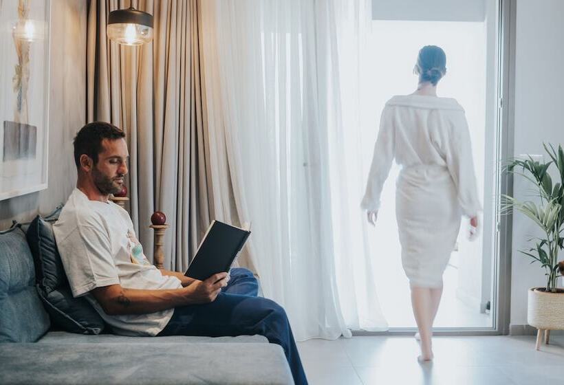 Pignolia Suites   Adults Only