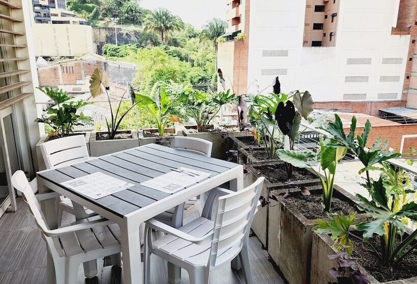 هتل Austral Suites