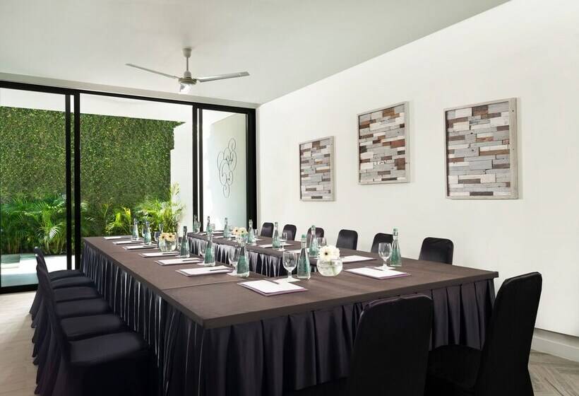 호텔 Avani Seminyak Bali Resort