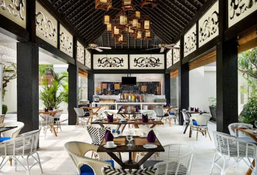 호텔 Avani Seminyak Bali Resort
