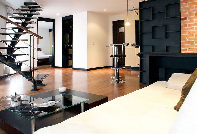 هتل Celebrities Suites