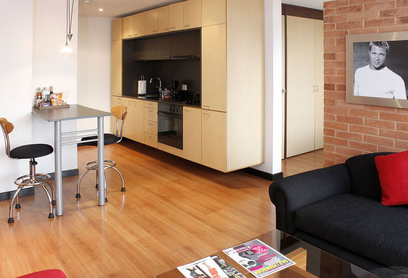 هتل Celebrities Suites