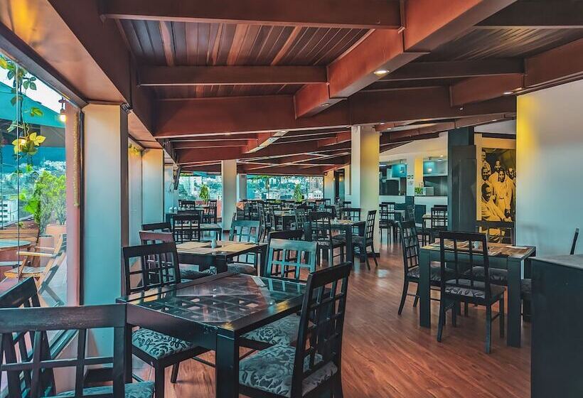 هتل Charlotte Suite 26