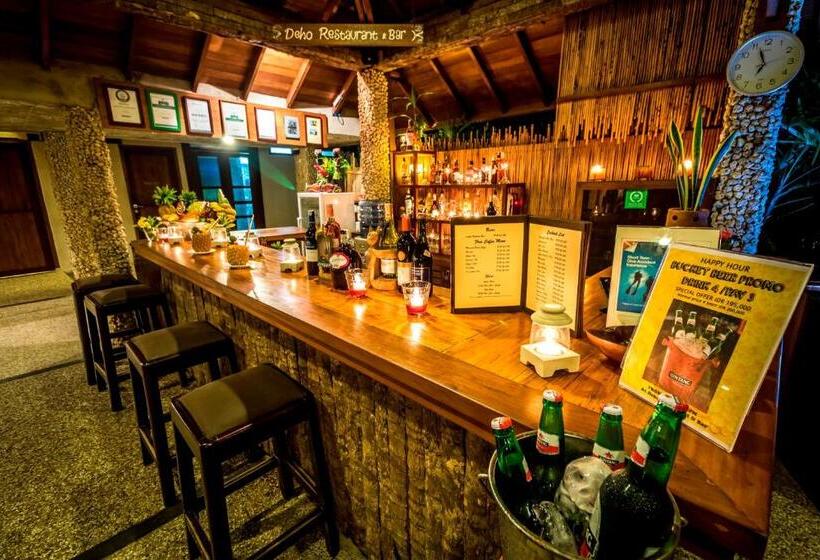 هتل Cocotinos Manado