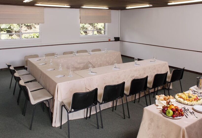 Estelar Recinto Del Pensamiento Hotel Y Centro De Convenciones