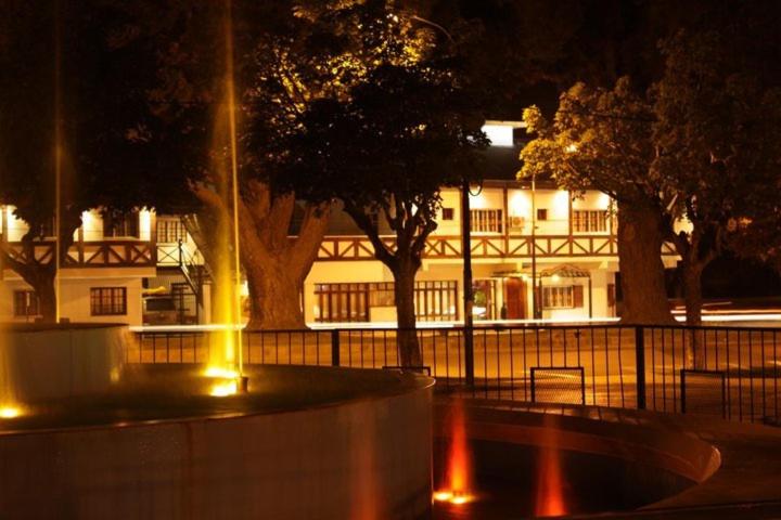 فندق Hosteria & Spa Plaza Esquel