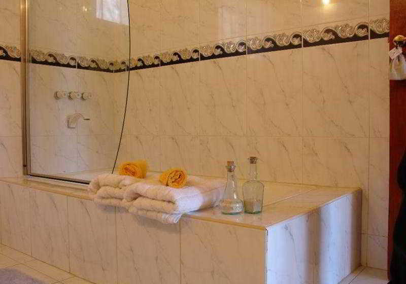 Отель Le Terrada Suites