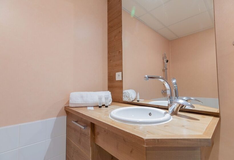 ホテル Madame Vacances Residence Le Parc Des Airelles