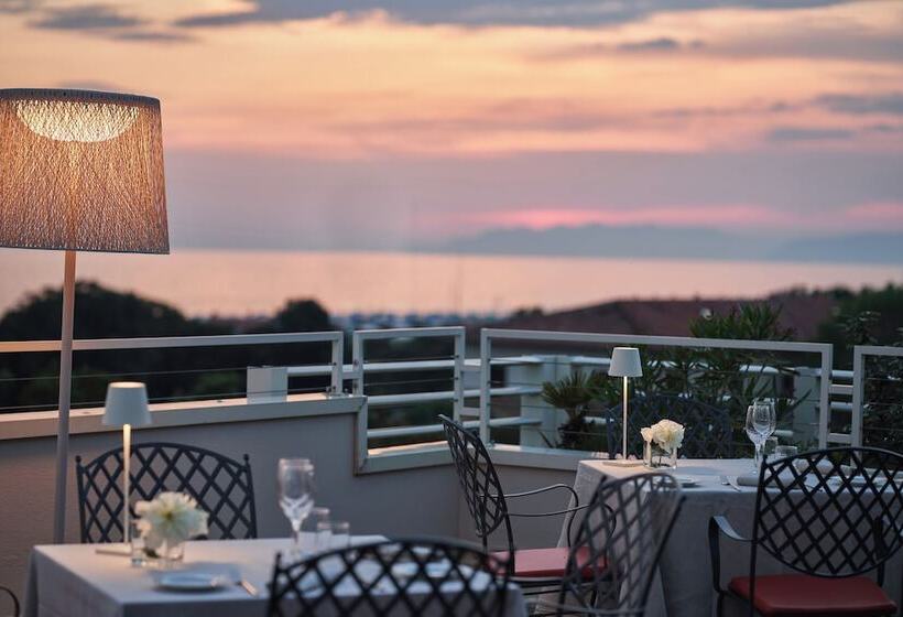 فندق Versilia Lido | Una Esperienze