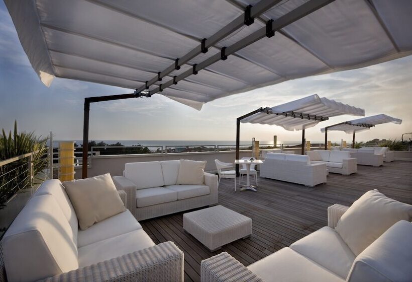 هتل Versilia Lido | Una Esperienze