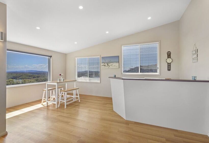 Harbourview 4