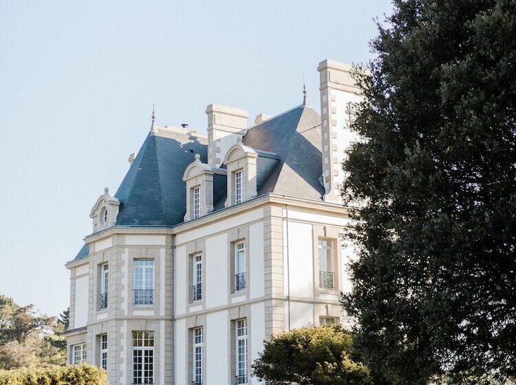 בית מלון כפרי Les Garennes   Hôtel Spa Bénodet