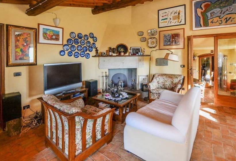 Сельский отель Agriturismo Il Moraiolo