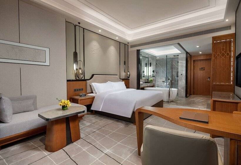 בית מלון כפרי Wyndham Xinyi Lotus Lake