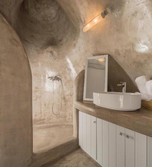 פנסיון Aqua Serenity Luxury Suites Santorini