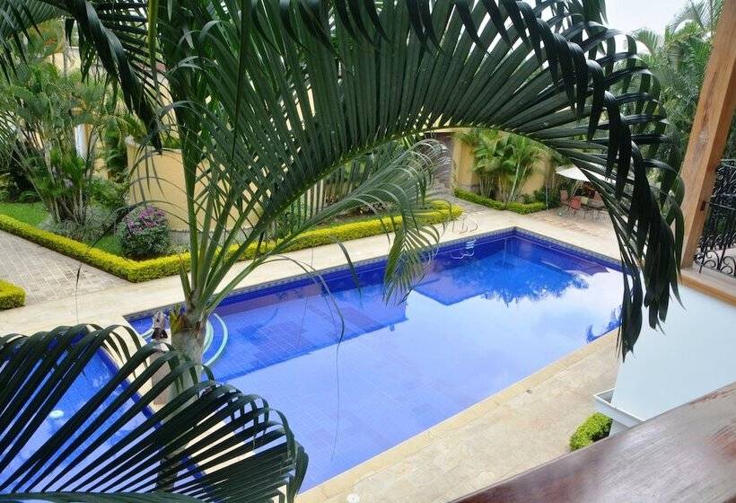 هتل Boutique Villa Casuarinas