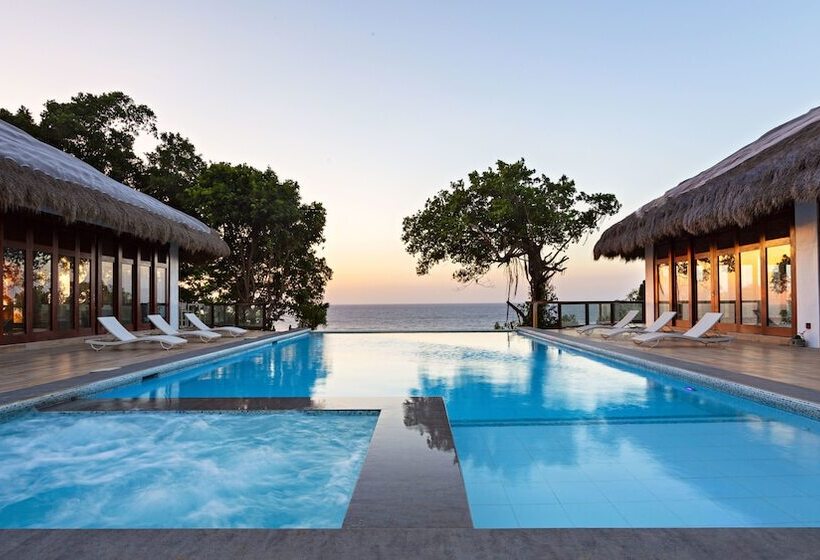 בית מלון כפרי Ocean S Edge Resort