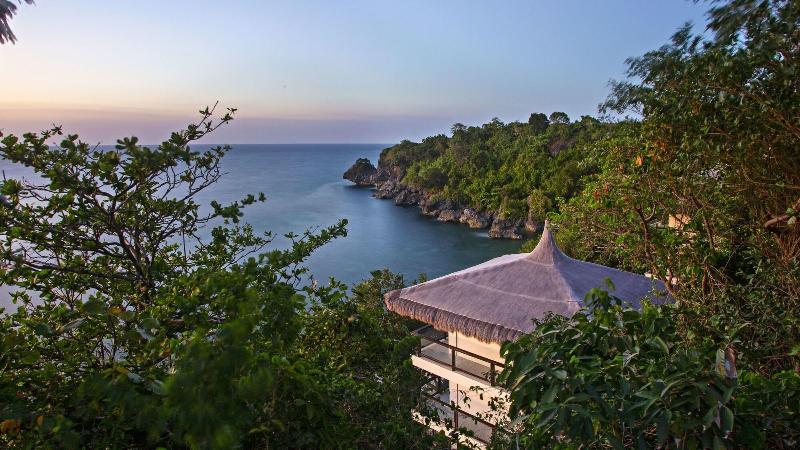 בית מלון כפרי Ocean S Edge Resort