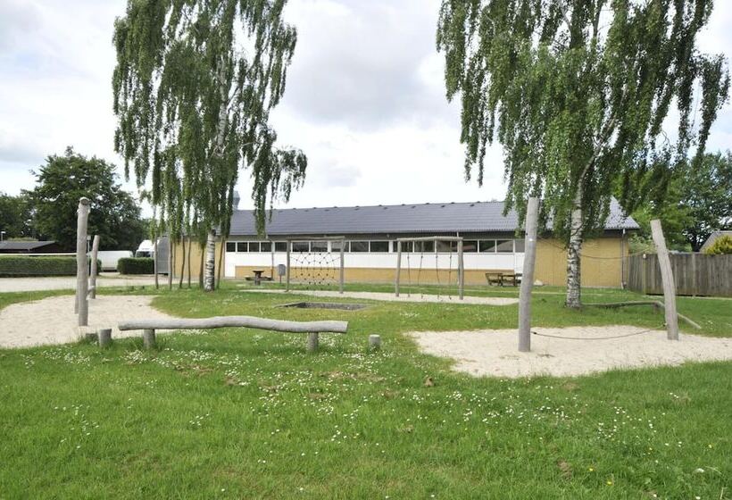 בית מלון כפרי Thyregod Kursuscenter