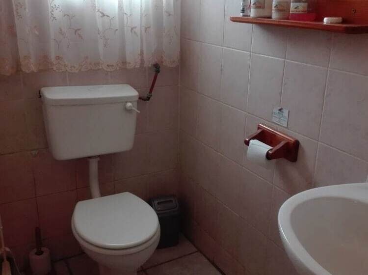 בית מלון כפרי Umzimvubu Retreat Guest House