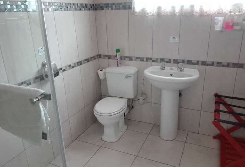 בית מלון כפרי Umzimvubu Retreat Guest House