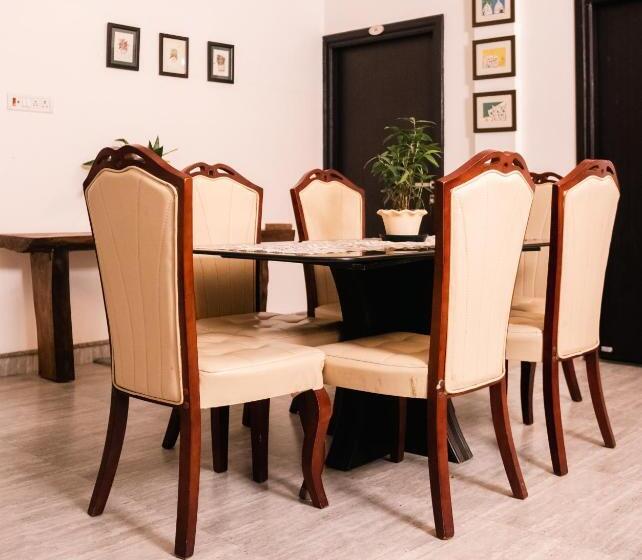 مبيت وإفطار Akim Homestay