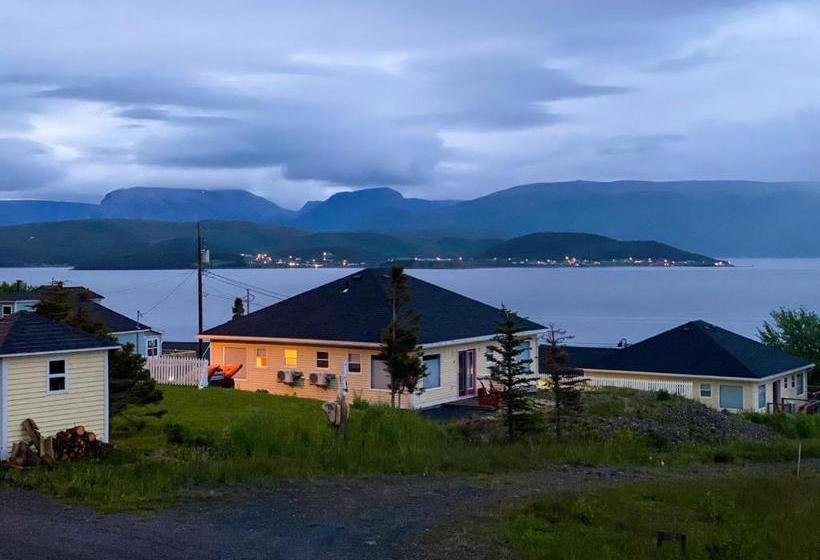 فندق The Rooms At Woody Point