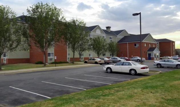 בית מלון כפרי Intown Suites Extended Stay Minneapolis Mn   Burnsville