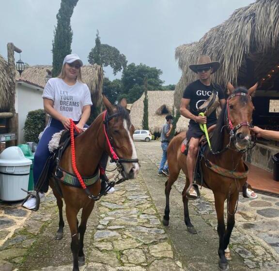 호텔 Rancho Ecoturistico El Faro