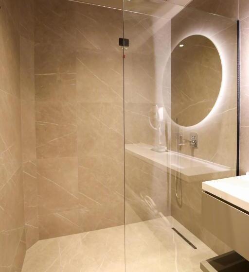 בית מלון כפרי The Central View Boutique