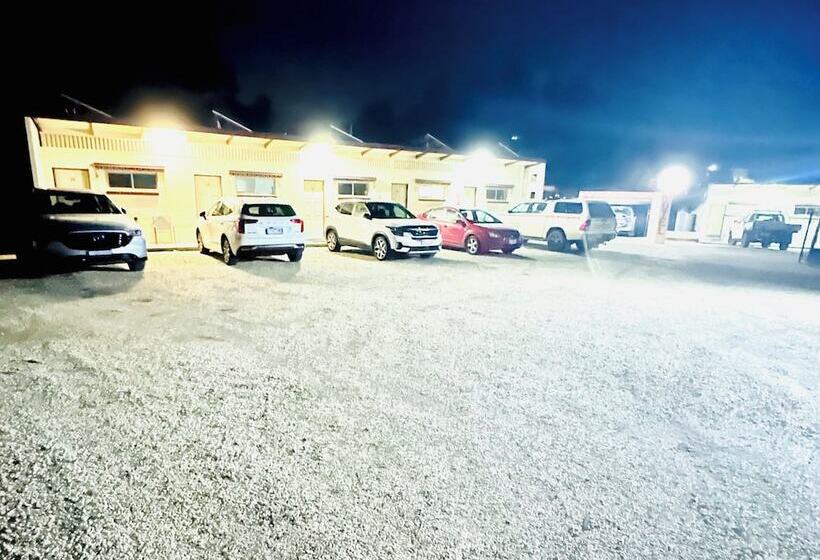 モーテル Auto Lodge Motor Inn