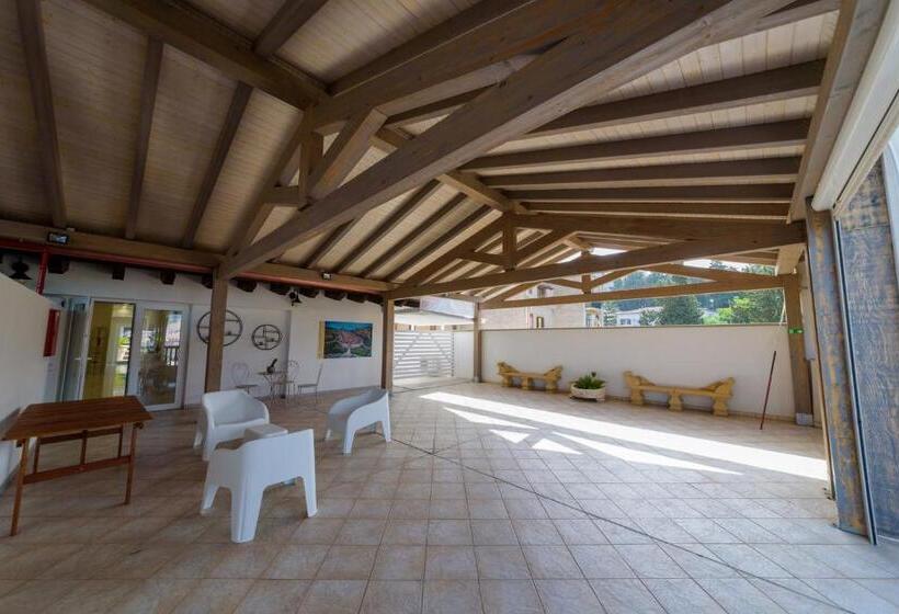 مبيت وإفطار Corleone Guesthouse