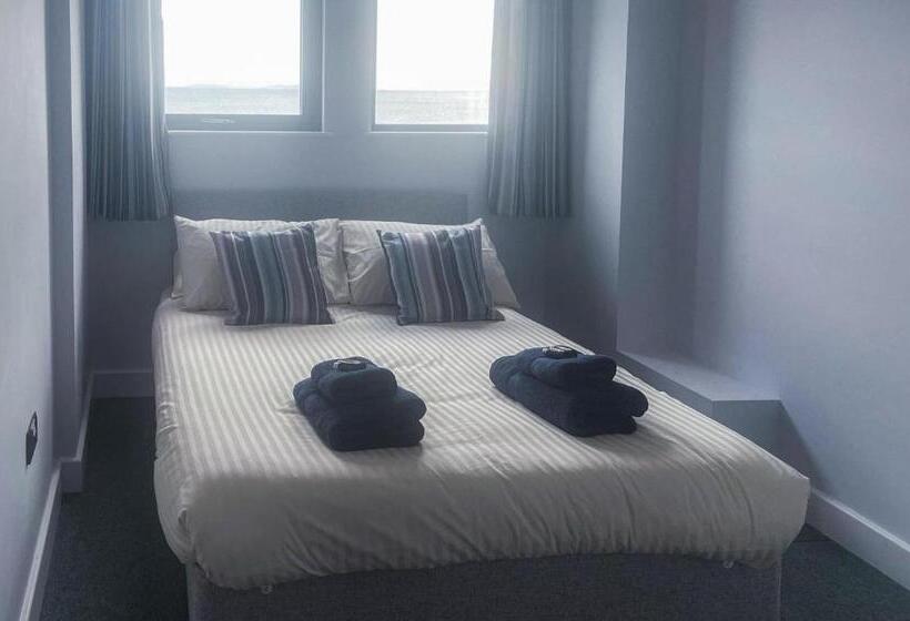 בית מלון כפרי No 2 Ocean Cabins   Saundersfoot Harbour   Saundersfoot