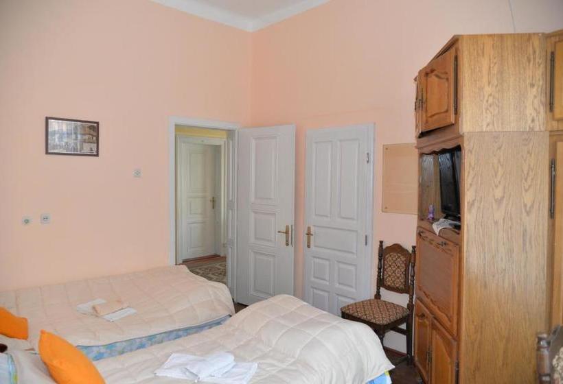 پانسیون Apartmani Stari Grad Priboj