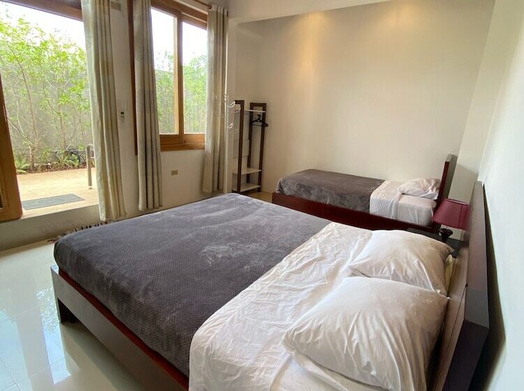 تختخواب و صبحانه Black Pearl