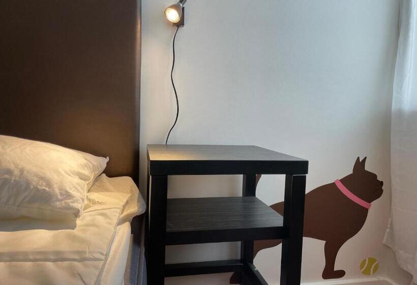 هتل N Hostel Malmö City