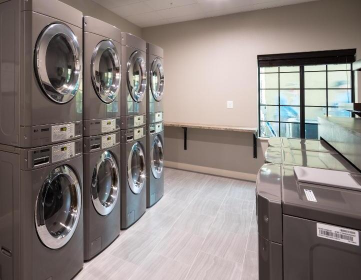 فندق Staybridge Suites   Southgate   Detroit Area, An Ihg