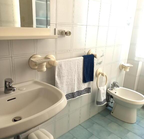 مبيت وإفطار Goccia Azzurra