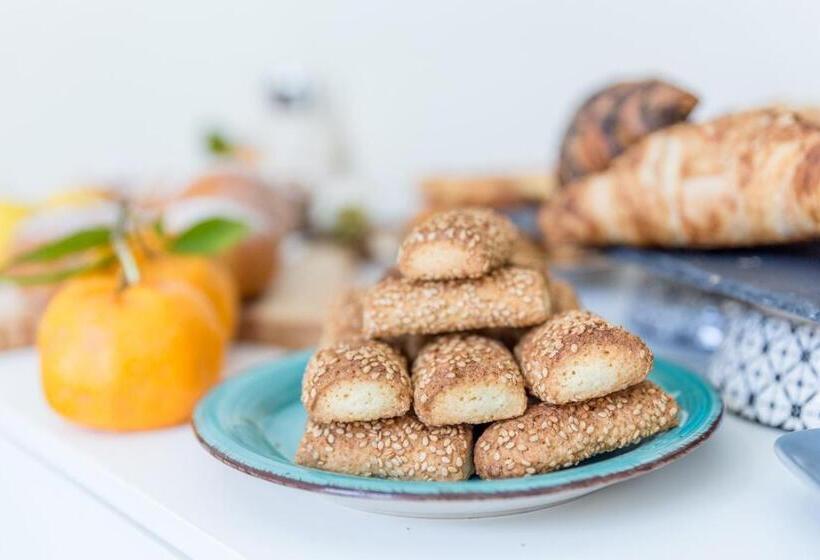 تختخواب و صبحانه Kèramos Luxury Rooms