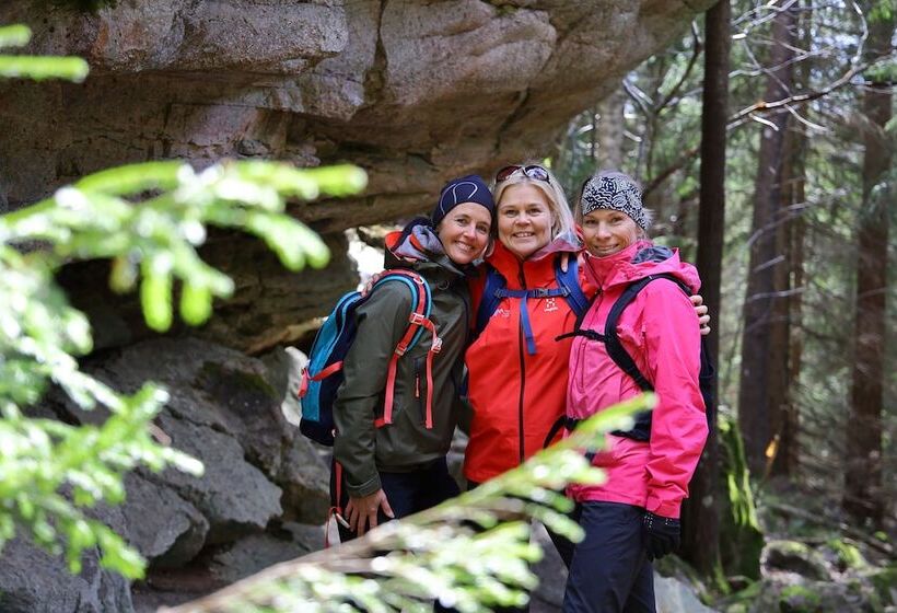 Haltia Lake Lodge Nature Boutique Hotel & Glamping