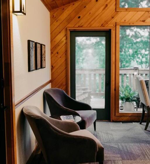 فندق Sylvan Valley Lodge And Cellars