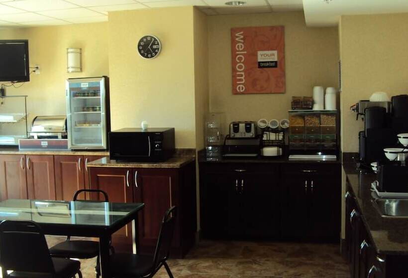 فندق Comfort Inn & Suites