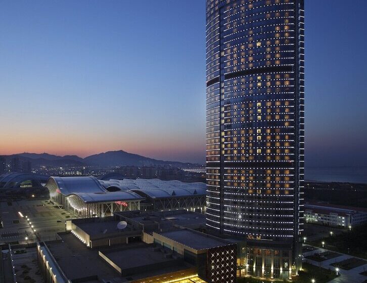 هتل Crowne Plaza Yantai Sea View, An Ihg