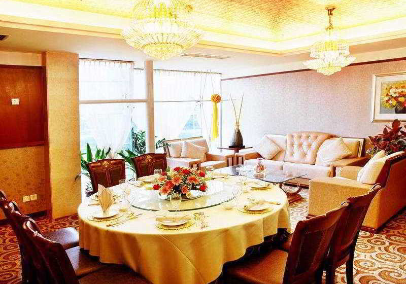 فندق Golden City